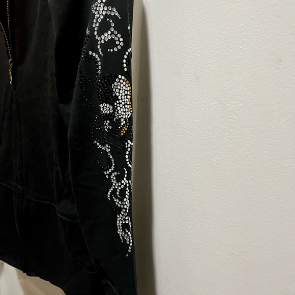 Do Denim Skull head💀 sweatshirt with bling and hoodie - Picture 7 of 16